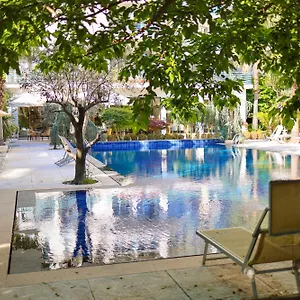 Hotell Mille Amici, Shëngjin